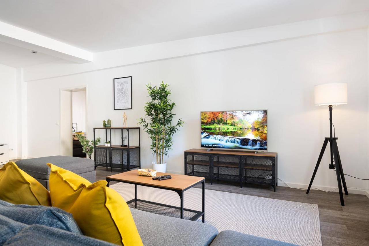 Great In Central Apartment